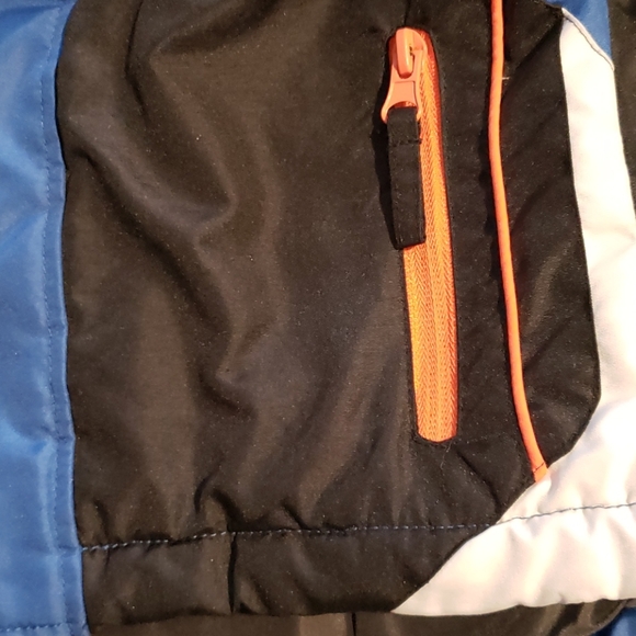Little boy winter jacket - Picture 4 of 4